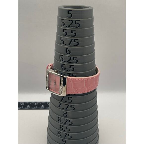 Mary Kay Women's Watch 28mm Pink on Pink New Battery - Adjustable Band - Picture 7 of 7